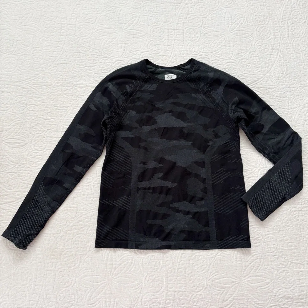 Athleta Girl Power Up Camo Top, Black Camo Sz XL 14